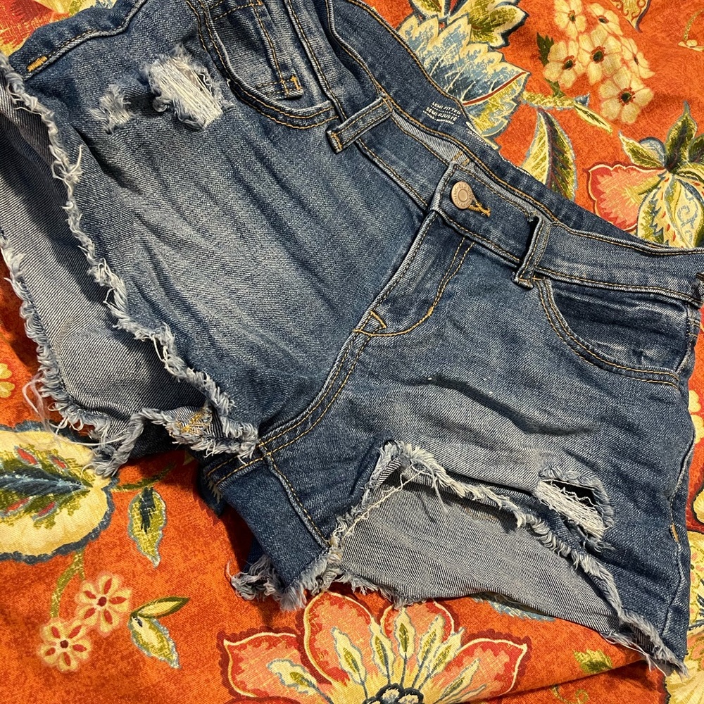 Old navy shorts